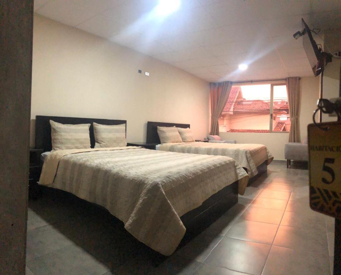 Stelar Hostal Cuenca Exterior photo