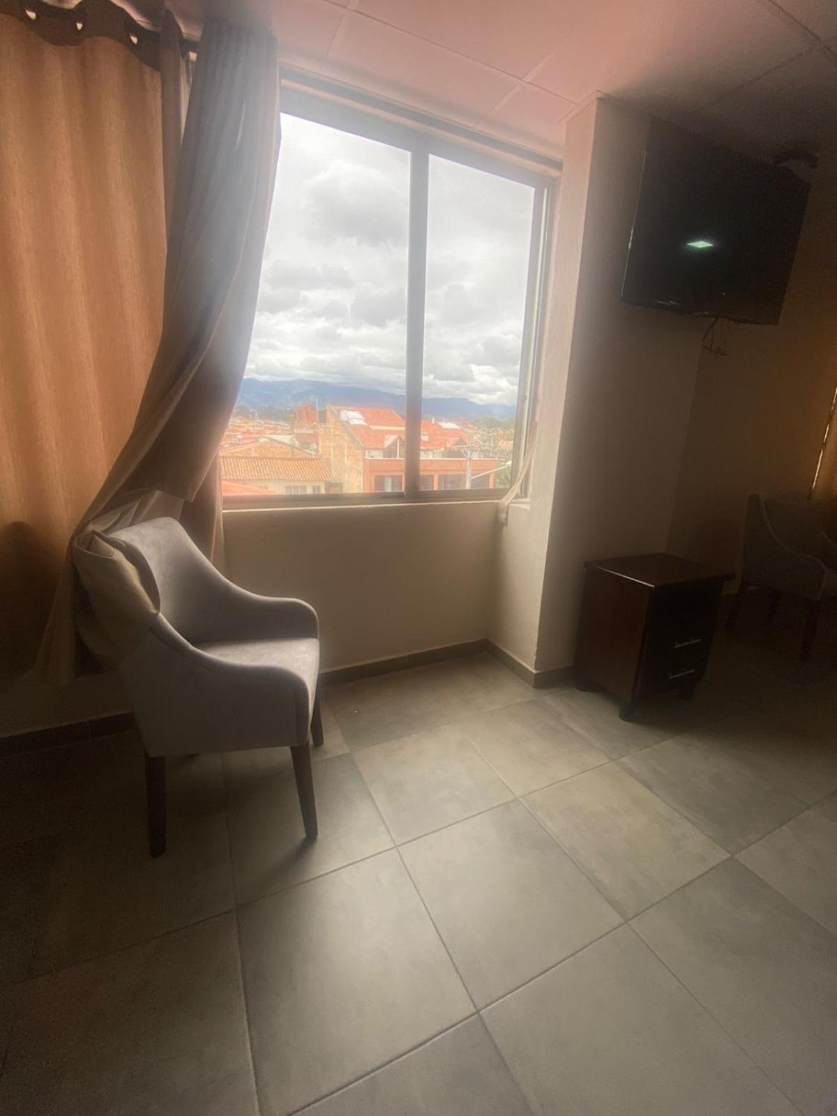 Stelar Hostal Cuenca Exterior photo